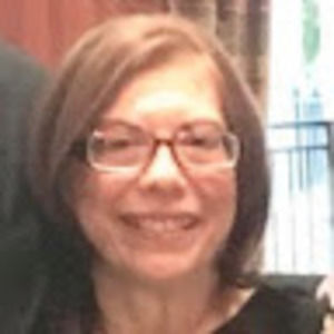 Meet your Posher, Lois